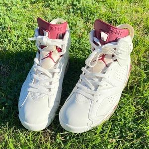 Jordan 6 Maroon Size 10